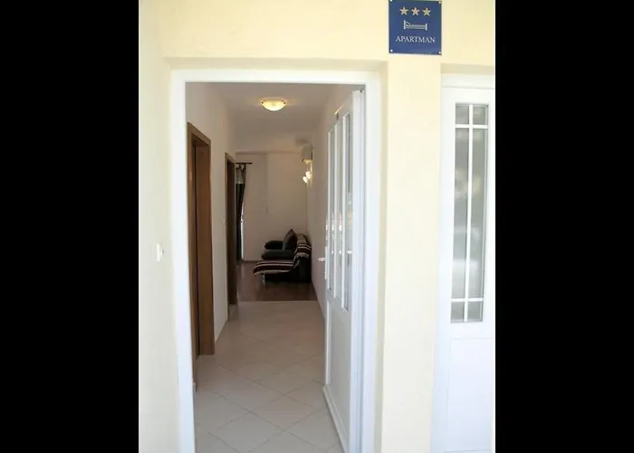 In Okrug Gornji With Sea View, Terrace, Air Conditioning, Wifi 5069-3