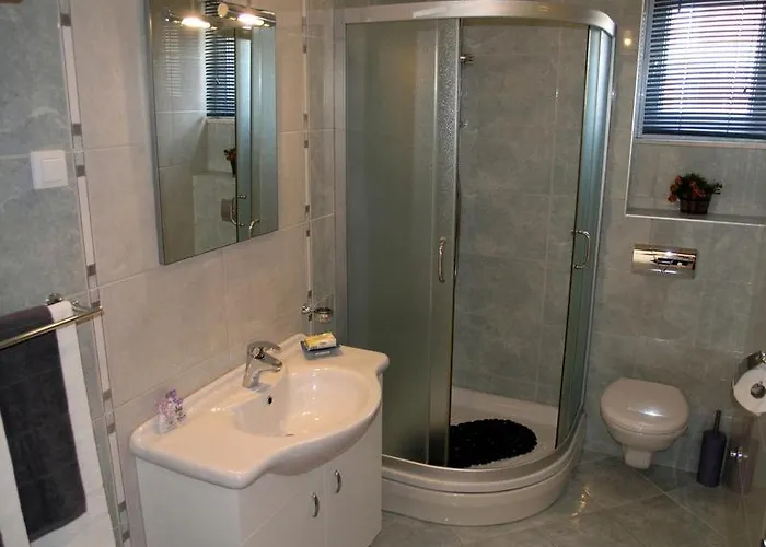In Okrug Gornji With Sea View, Terrace, Air Conditioning, Wifi 5069-3