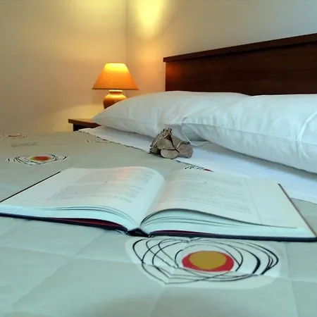 In Okrug Gornji With Sea View, Terrace, Air Conditioning, Wifi 5069-3 تروغير