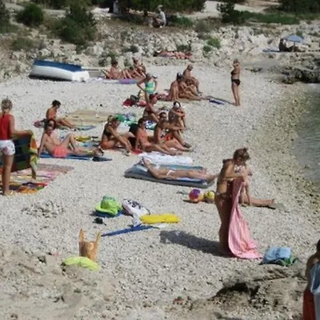 شقة In Okrug Gornji With Sea View, Terrace, Air Conditioning, Wifi 5069-3 تروغير